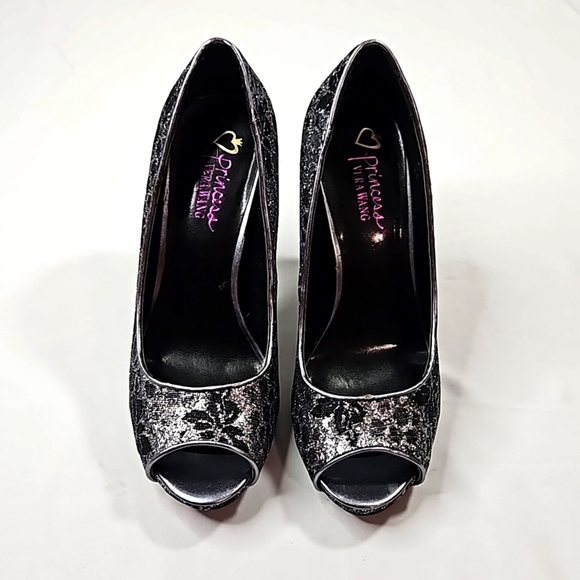Vera Wang Princess Black & Silver Heels Size 7 - Picture 2 of 8